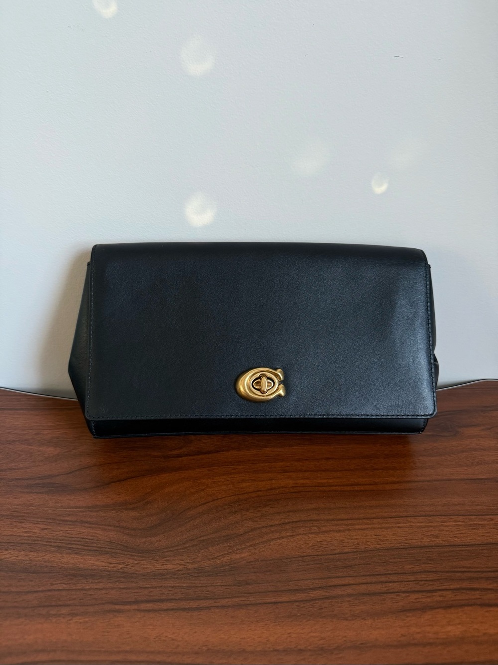 Coach Black Leather Clutch with Gold Turnlock - Picture 3 of 16
